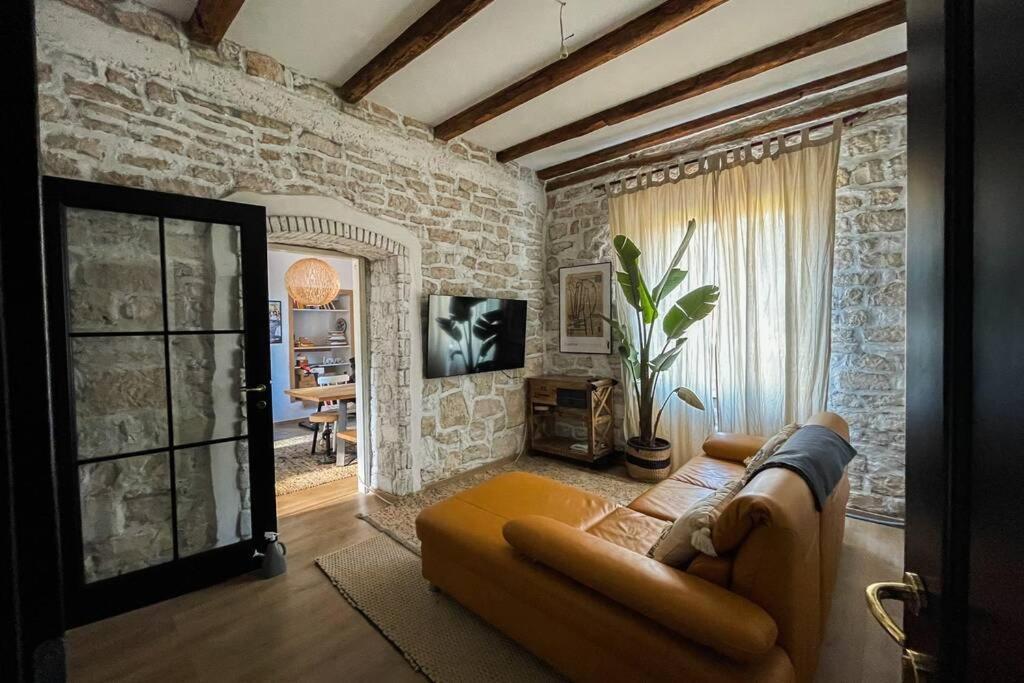 The Bungalow By The Sea In Historic Porec Old City Extérieur photo