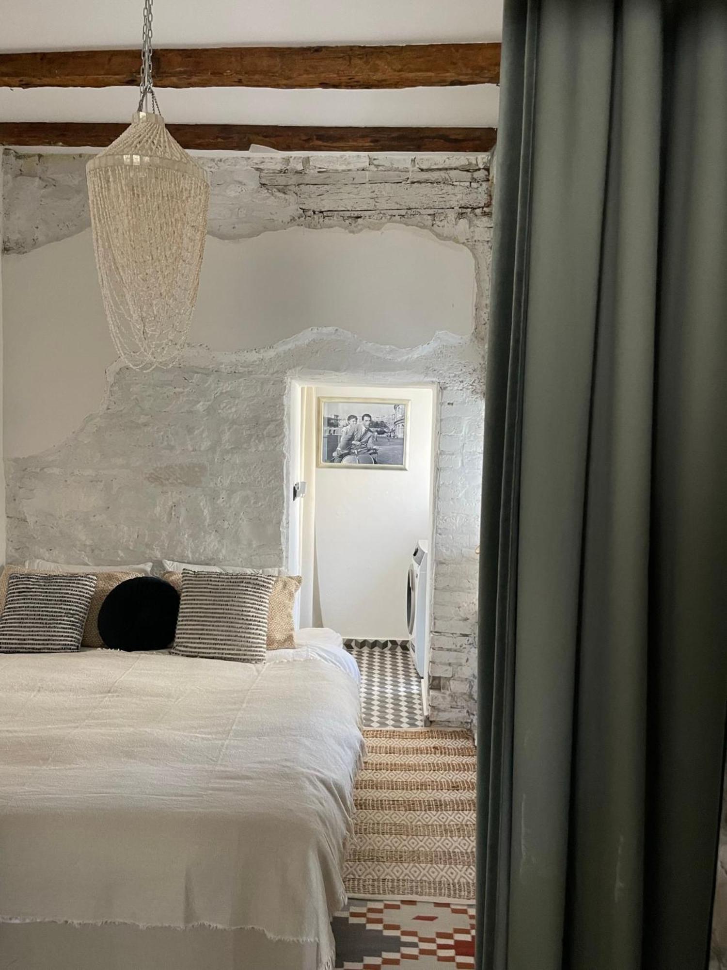 The Bungalow By The Sea In Historic Porec Old City Extérieur photo